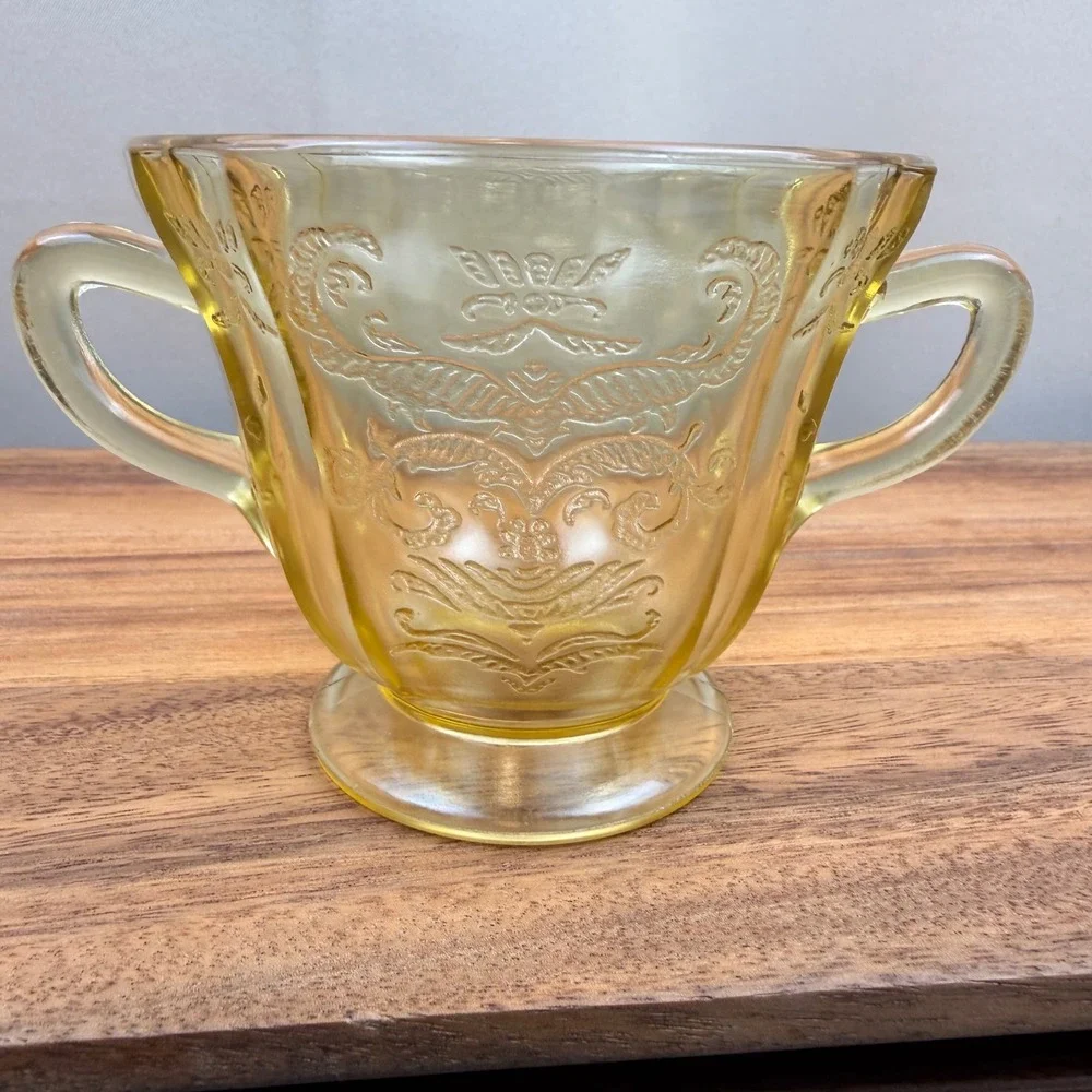 Federal Glass Madrid‎ Amber Yellow Depression Glass Creamer and Sugar Bowl Set